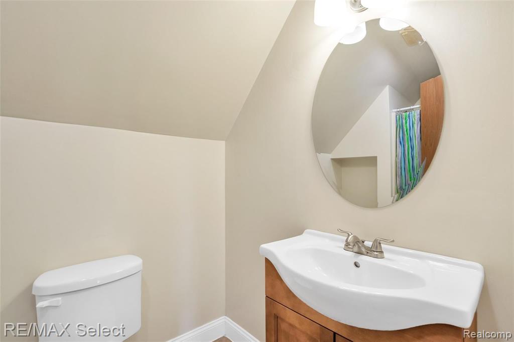 6112 Johnson Road Flushing, MI 48433 - Photo 21 of 39