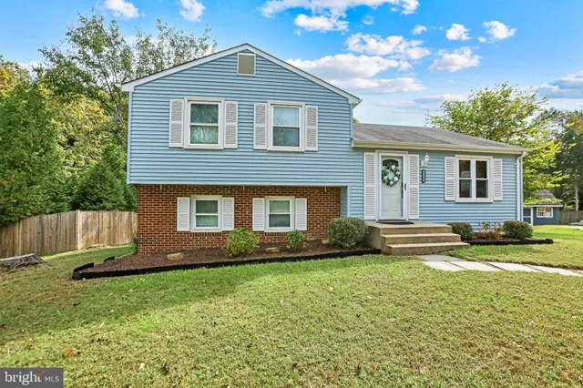 $615,000 | 15303 Whispering Glen Court, Centreville, VA 20120