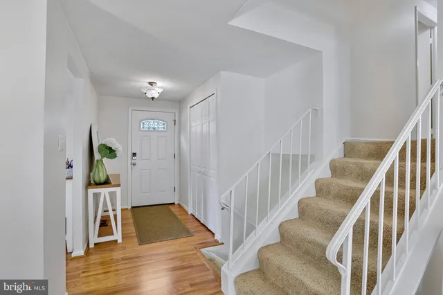 $615,000 | 15303 Whispering Glen Court, Centreville, VA 20120