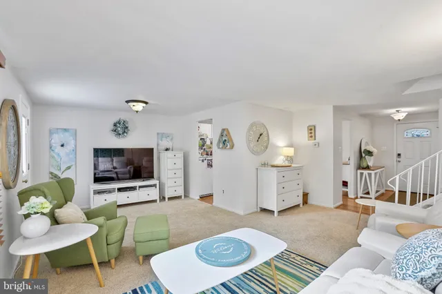 $615,000 | 15303 Whispering Glen Court, Centreville, VA 20120