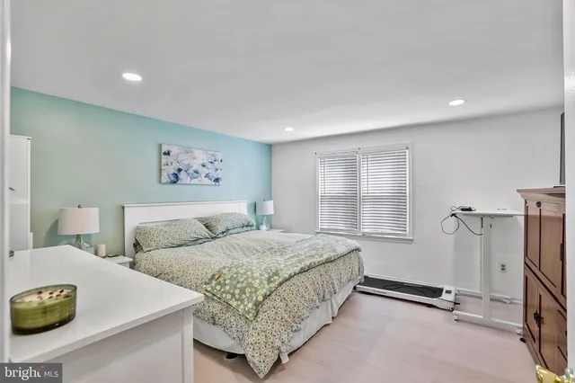 $615,000 | 15303 Whispering Glen Court, Centreville, VA 20120