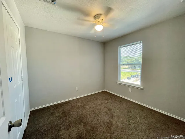 $1,350 | 6922 Crestway Road, Unit 4, San Antonio, TX 78239