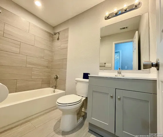 $1,350 | 6922 Crestway Road, Unit 4, San Antonio, TX 78239