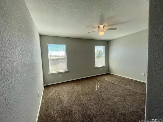 $1,350 | 6922 Crestway Road, Unit 4, San Antonio, TX 78239