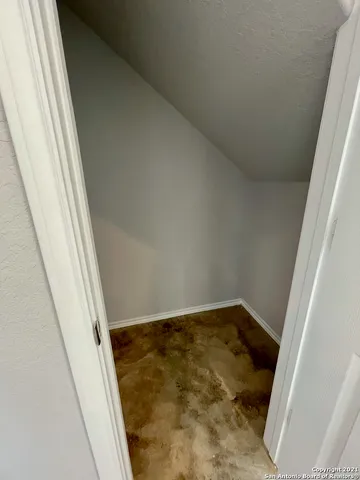 $1,350 | 6922 Crestway Road, Unit 4, San Antonio, TX 78239