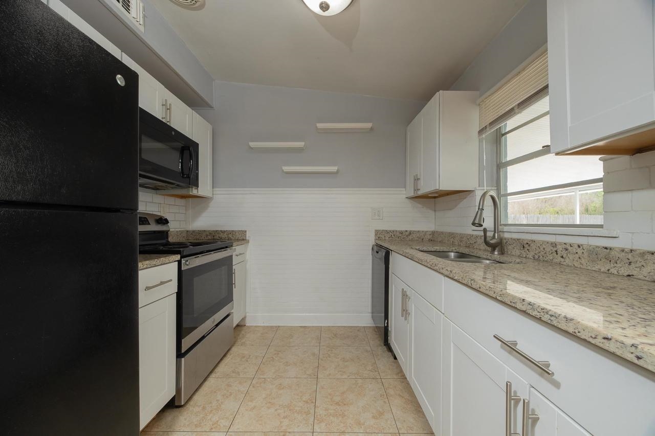 1763 Lawson Road Jacksonville, FL 32246 - Photo 18 of 47