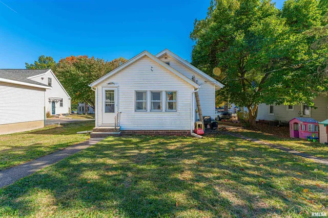 $139,000 | 110 South Garden Street, Mount Pulaski, IL 62548