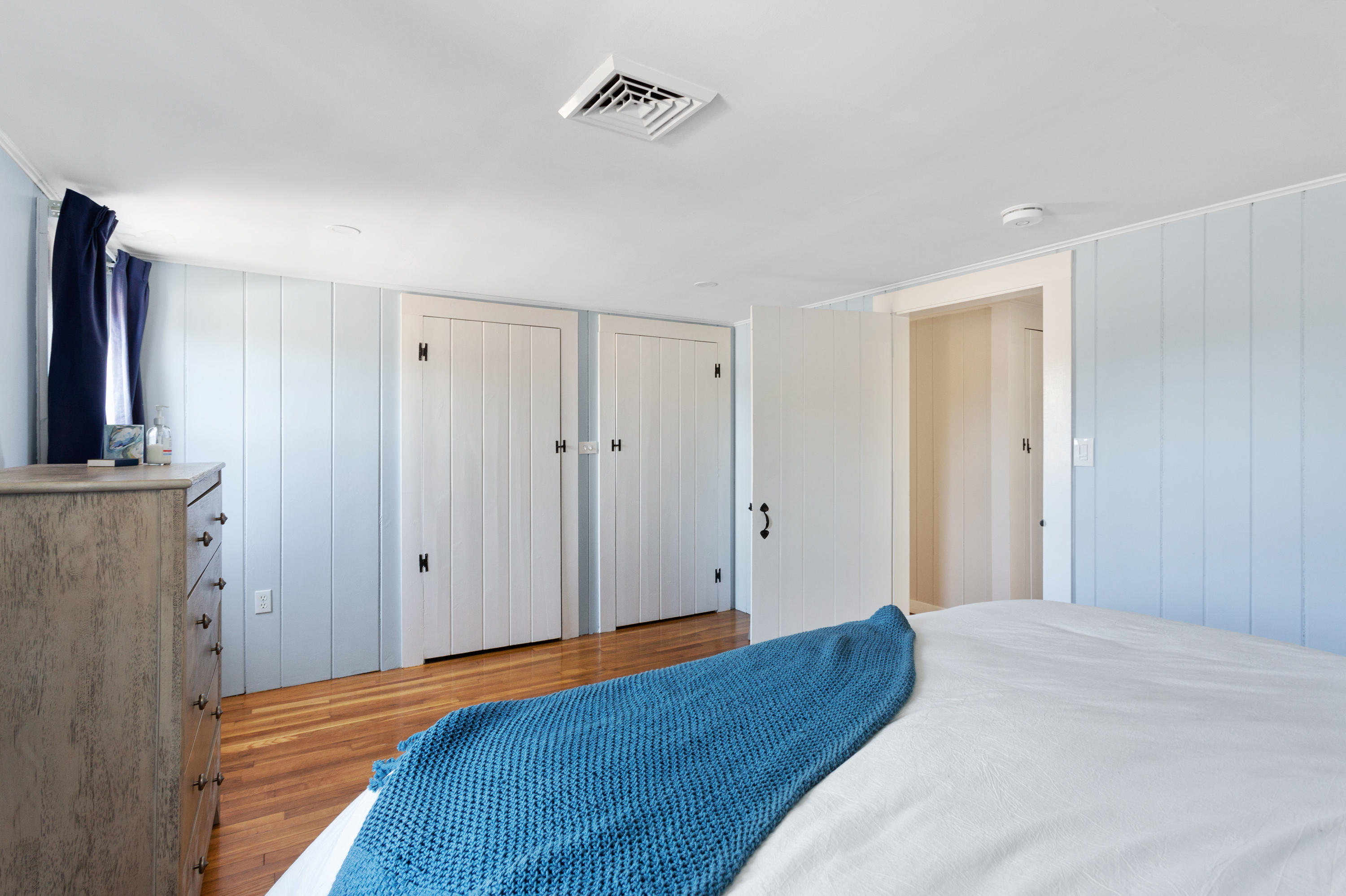 115 Seagull Road Chatham, MA 02633 - Photo 18 of 29 a bedroom with a bed and a bathroom