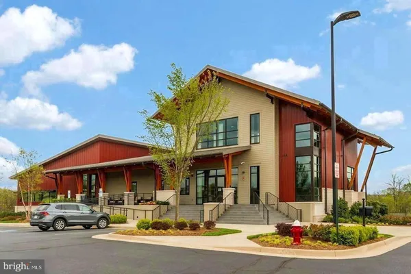 $3,100 | 44804 Tiverton Square, Ashburn, VA 20147