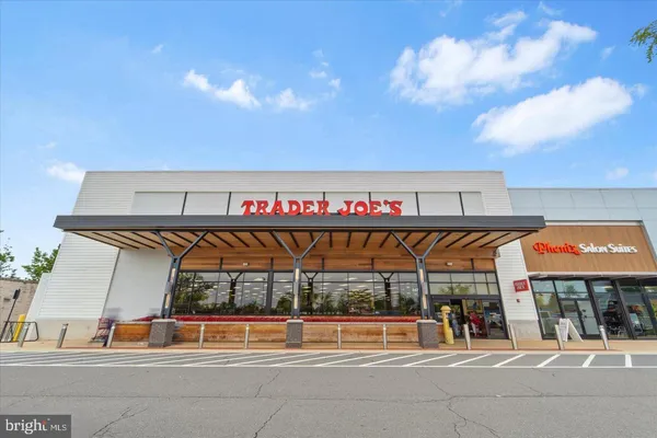 $3,100 | 44804 Tiverton Square, Ashburn, VA 20147