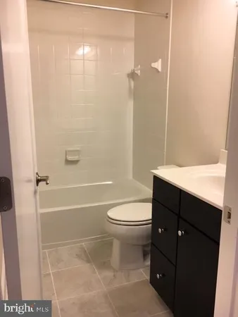 $3,100 | 44804 Tiverton Square, Ashburn, VA 20147