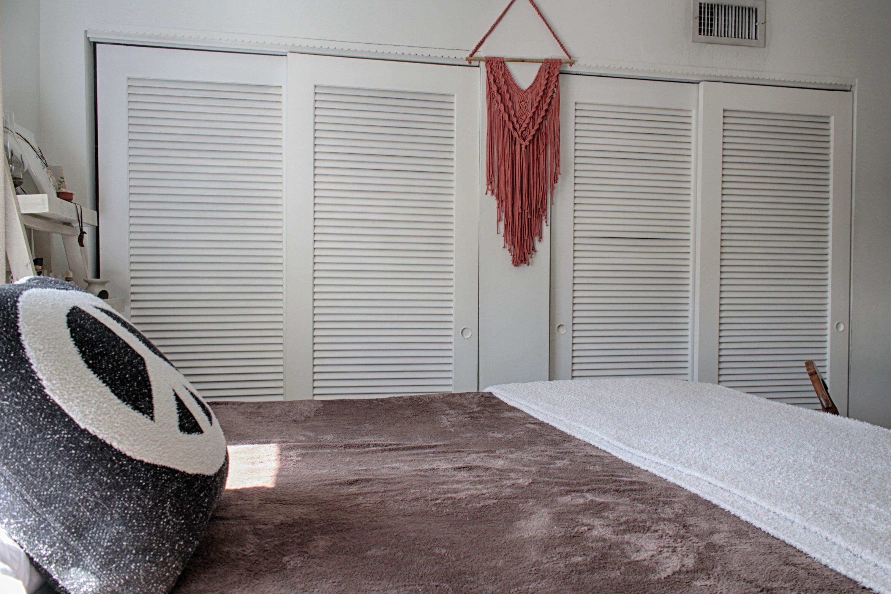 2615 Northeast 1st Court, Unit 307 Boynton Beach, FL 33435 - Photo 15 of 22 a view of a room with a balcony