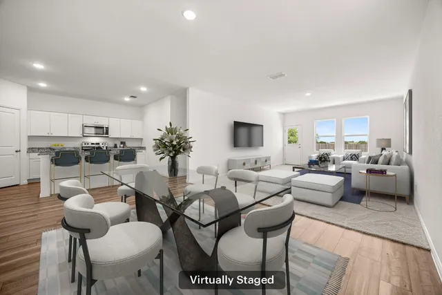 $370,000 | 704 Gemsbok Drive, Hutto, TX 78634