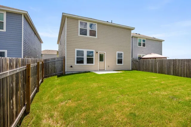 $370,000 | 704 Gemsbok Drive, Hutto, TX 78634