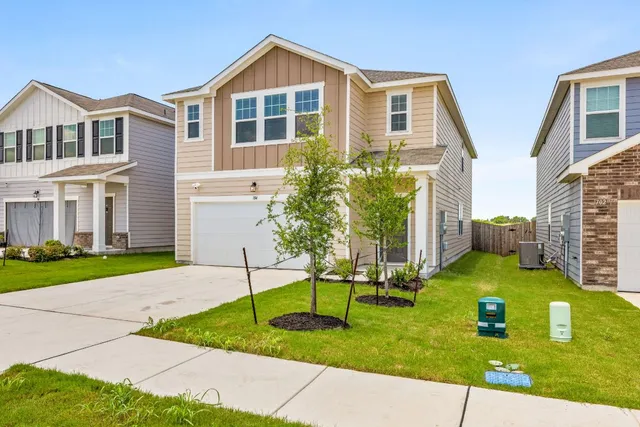 $370,000 | 704 Gemsbok Drive, Hutto, TX 78634