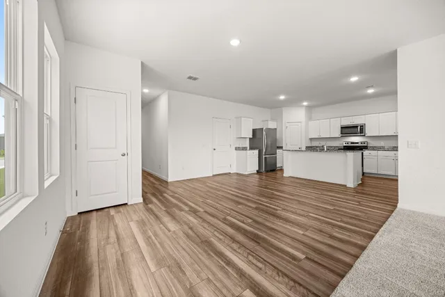 $370,000 | 704 Gemsbok Drive, Hutto, TX 78634