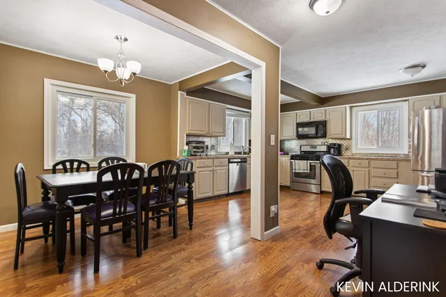 $279,900 | 3613 36th Street, Hamilton, MI 49419