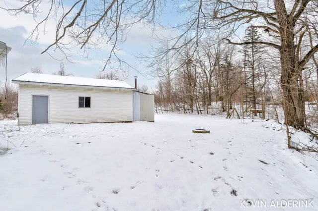 $279,900 | 3613 36th Street, Hamilton, MI 49419