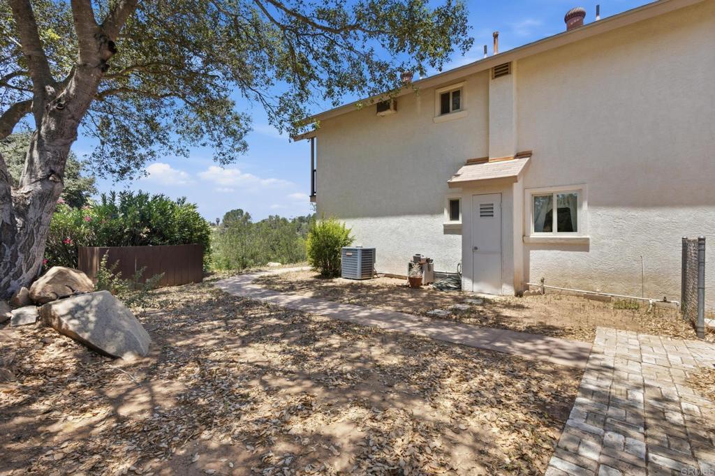 15863 Mussey Grade Road Ramona, CA 92065 - Photo 4 of 58