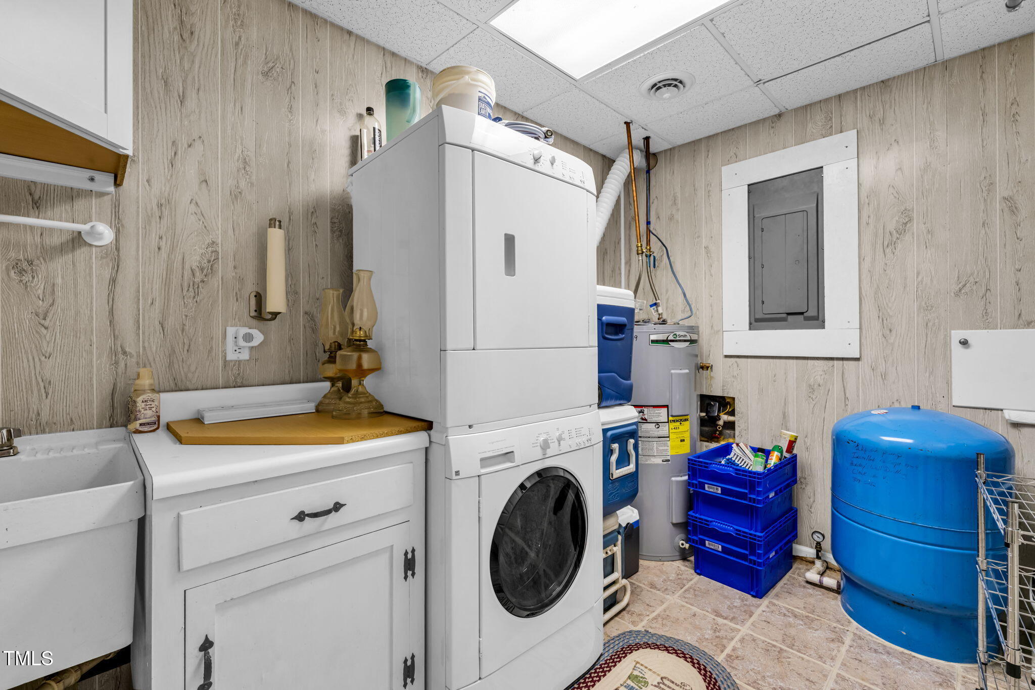 1940 Merifield Drive Clarksville, VA 23927 - Photo 34 of 54 43-web-or-mls-untitled-35