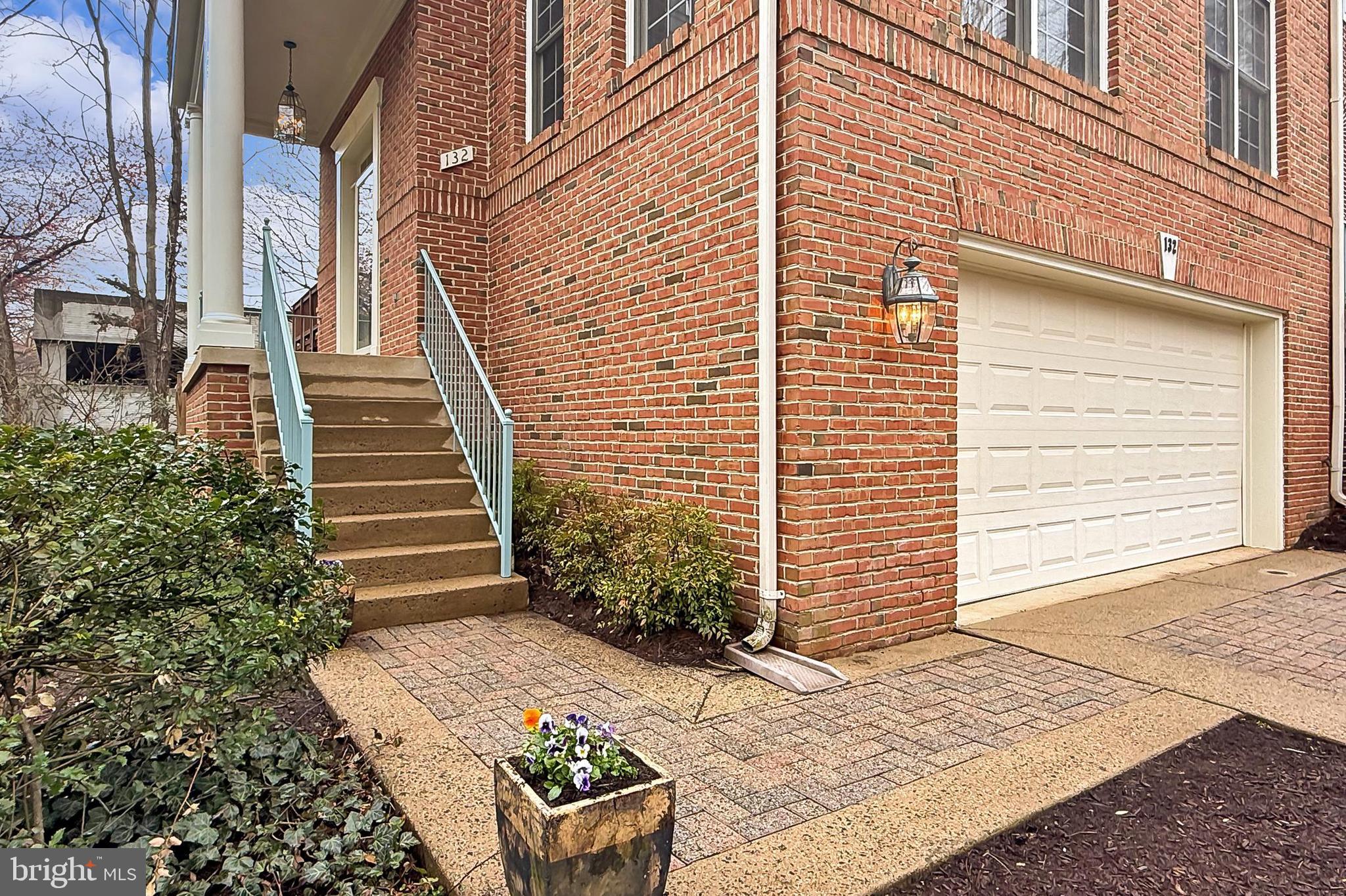 132 Rees Place Falls Church, VA 22046 - Photo 4 of 66 Entry Stairs & Porch