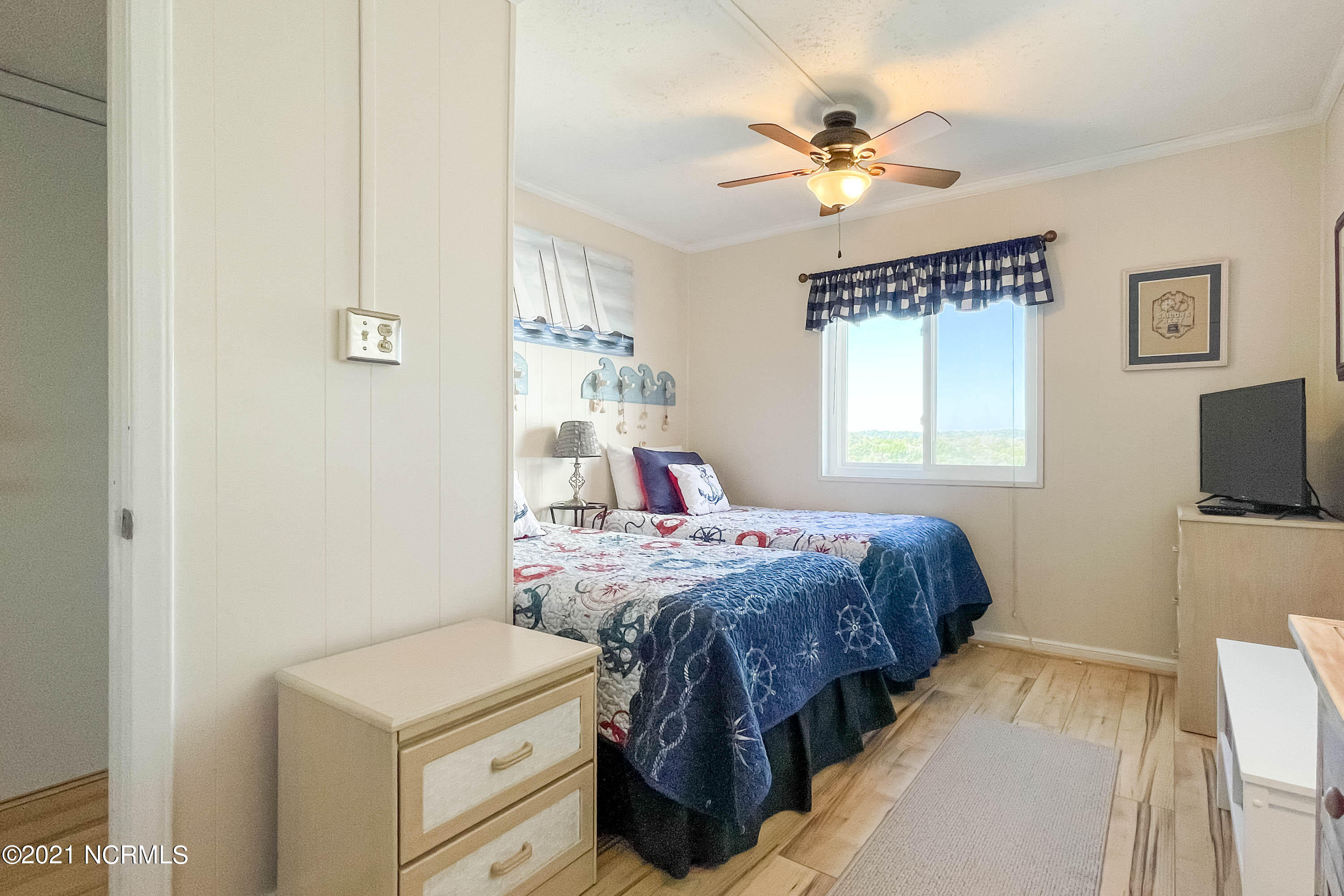 301 West First Street, Unit B1 Ocean Isle Beach, NC 28469 - Photo 15 of 49 KahunaPhoto.com-3587