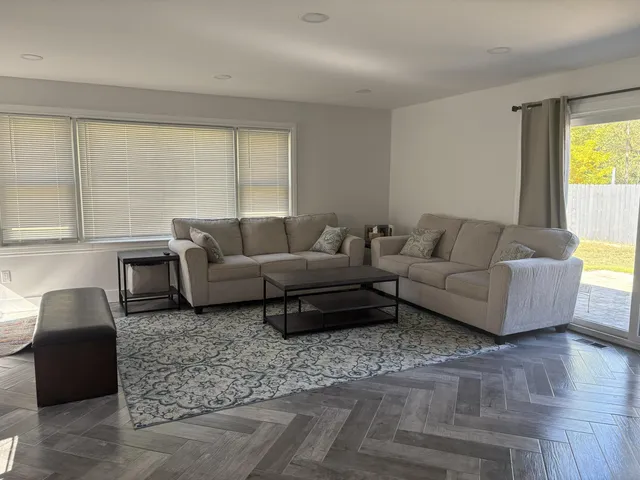 $420,000 | 5681 Houghten Drive, Troy, MI 48098