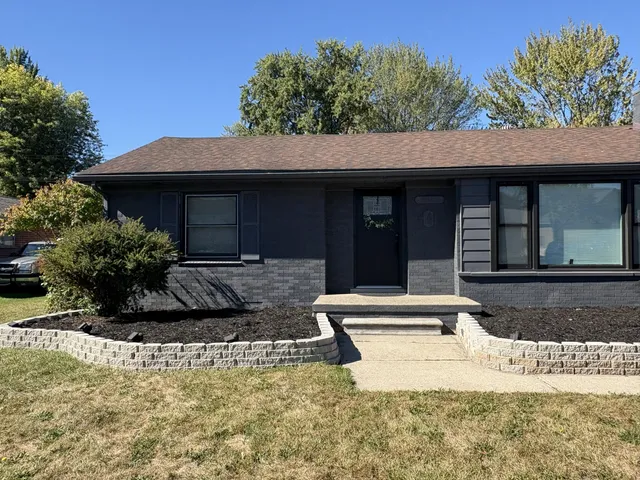 $420,000 | 5681 Houghten Drive, Troy, MI 48098