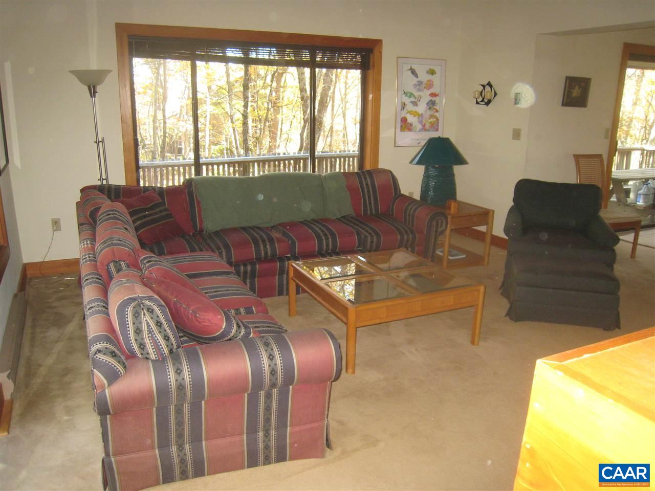 67 Hickory Spring Road Roseland, VA 22967 - Photo 6 of 22 Home comes furnished and ready to enjoy!