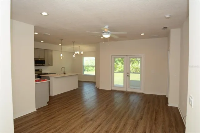 $2,100 | 12 Smokehouse Place, Palm Coast, FL 32164