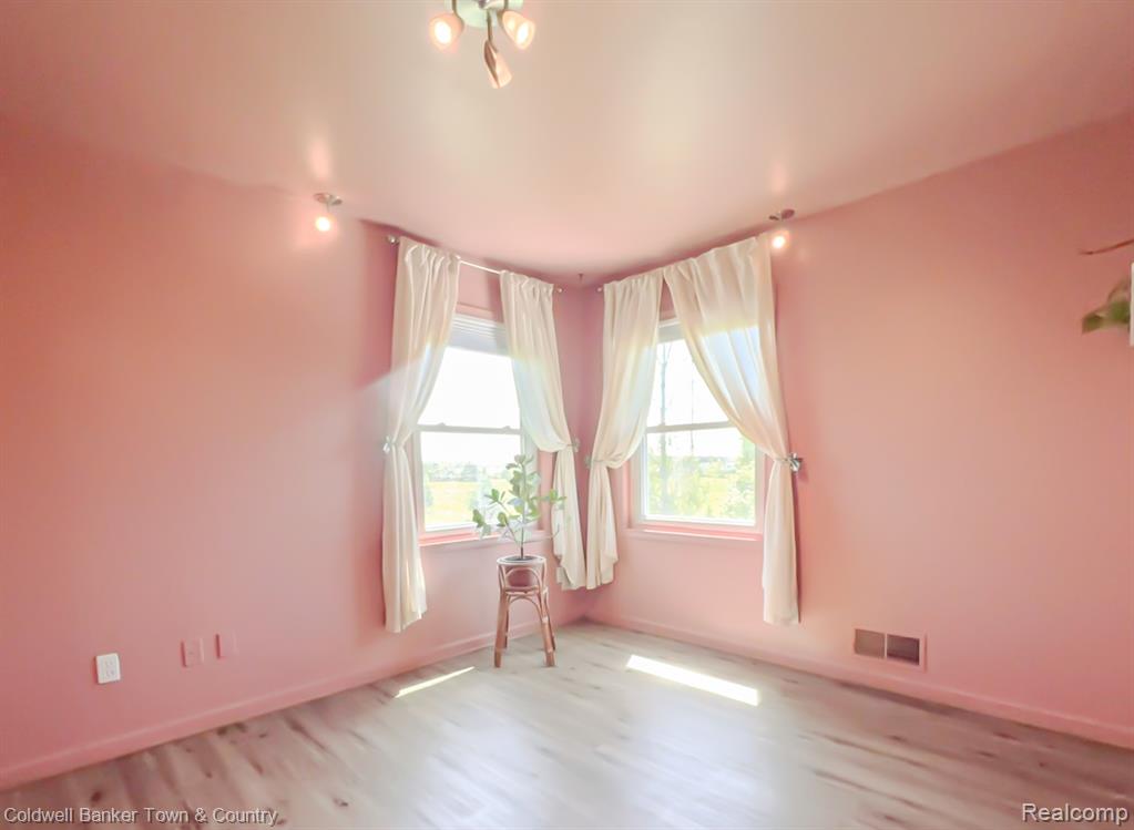 717 North Youngs Road Attica, MI 48412 - Photo 41 of 87
