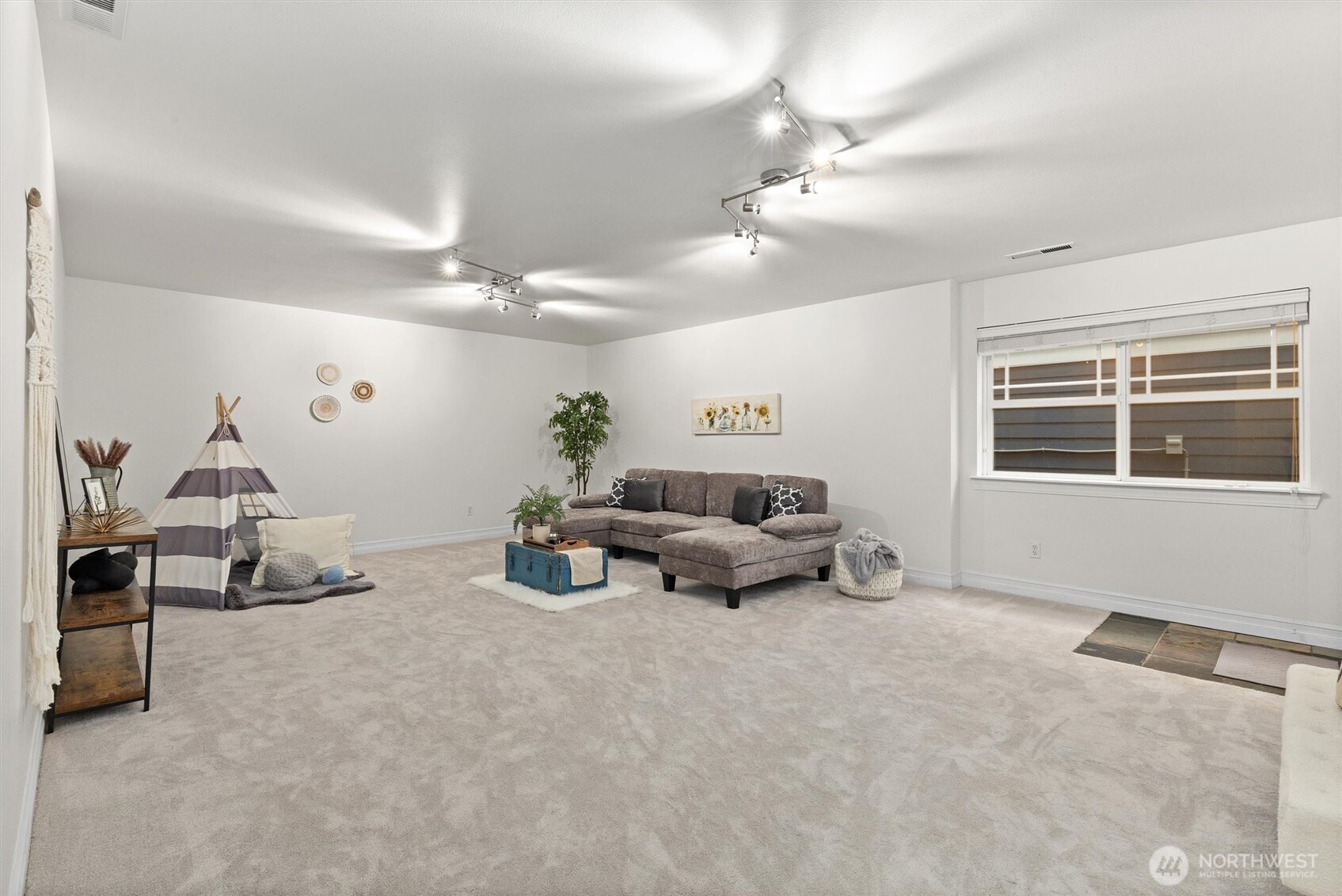 18592 Rainier View Road Southeast Monroe, WA 98272 - Photo 30 of 40