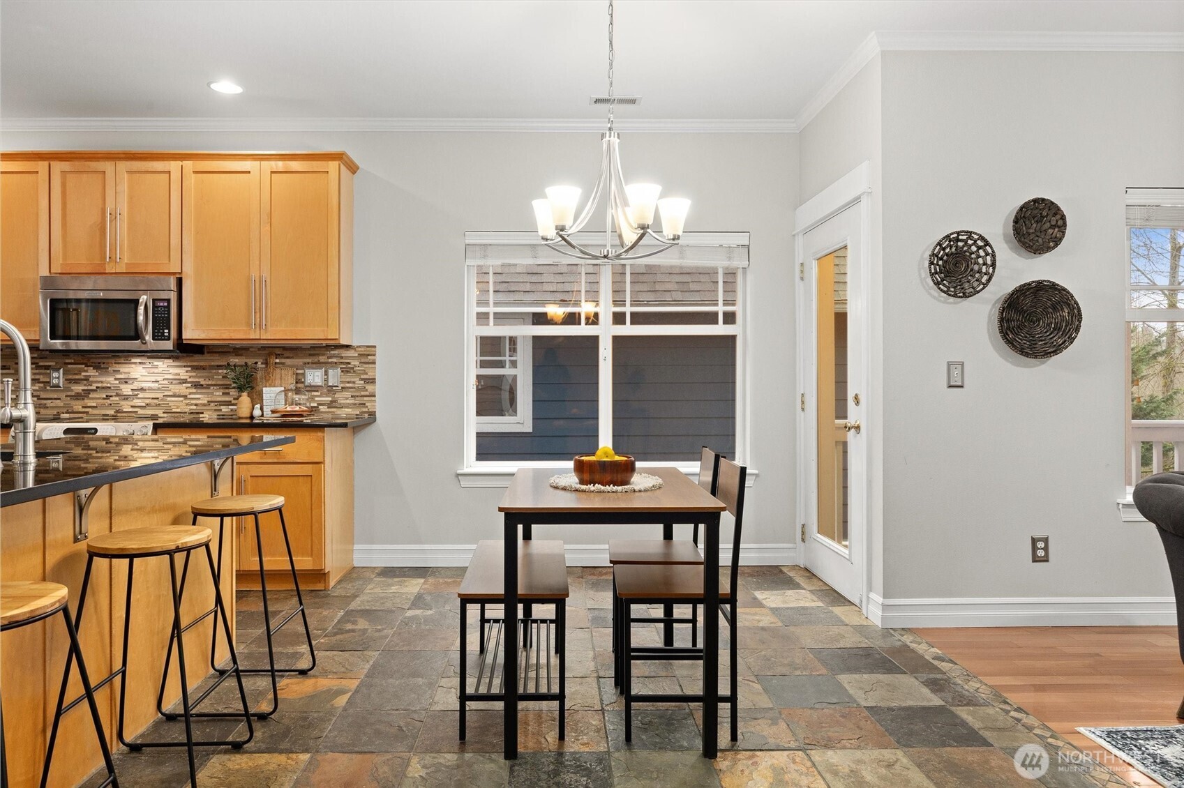 18592 Rainier View Road Southeast Monroe, WA 98272 - Photo 10 of 40