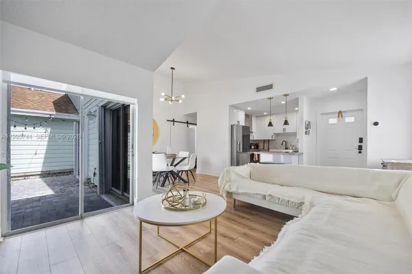 $280,000 | 14720 Southwest 139th Avenue, Unit 139, Miami, FL 33186