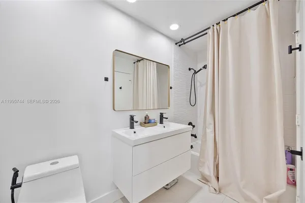 $280,000 | 14720 Southwest 139th Avenue, Unit 139, Miami, FL 33186