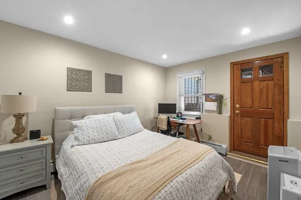 $729,000 | 139 West Sixth Street, Unit 1, Boston, MA 02127