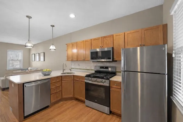 $729,000 | 139 West Sixth Street, Unit 1, Boston, MA 02127