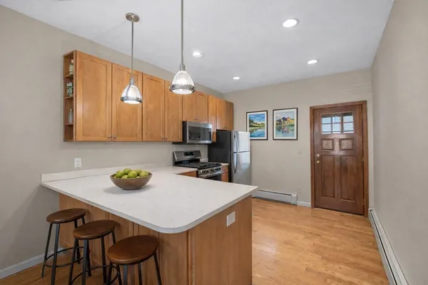 $729,000 | 139 West Sixth Street, Unit 1, Boston, MA 02127
