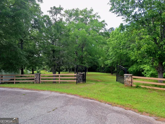 $465,000 | 150 Crystal Ridge Road Northwest, Milledgeville, GA 31061