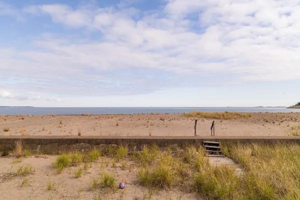 $1,324,900 | 129 The Strand, Winthrop, MA 02152