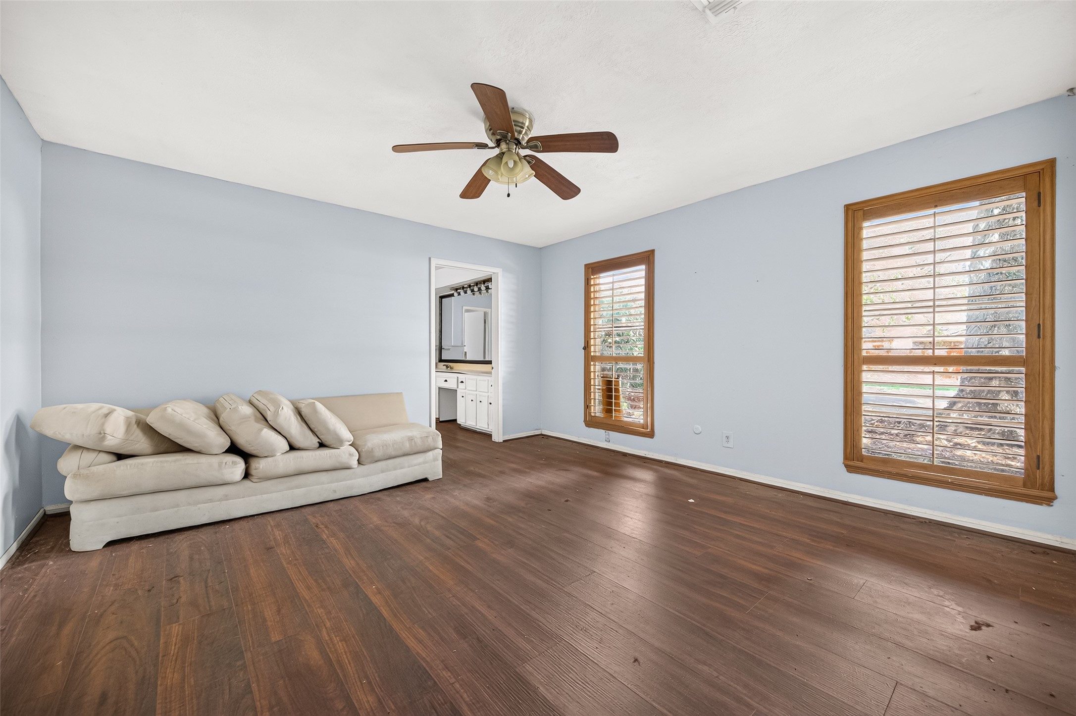 10211 Kerr Lane Conroe, TX 77385 - Photo 30 of 45 Sitting room