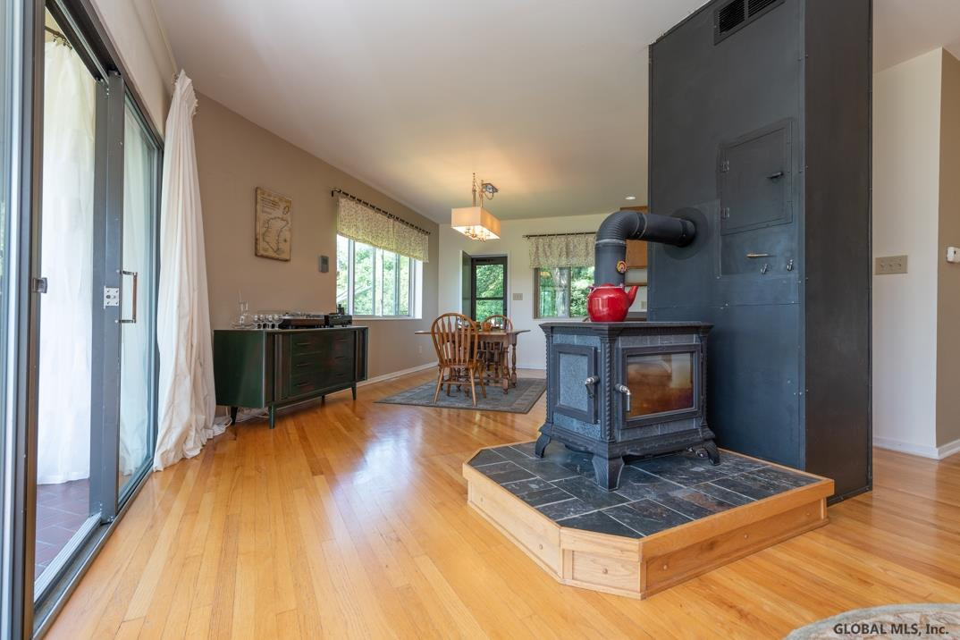 381 Bond Road Guilderland, NY 12009 - Photo 4 of 24 Photo 4