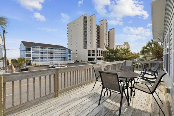 $1,150,000 | 940 South Ocean Boulevard, North Myrtle Beach, SC 29582