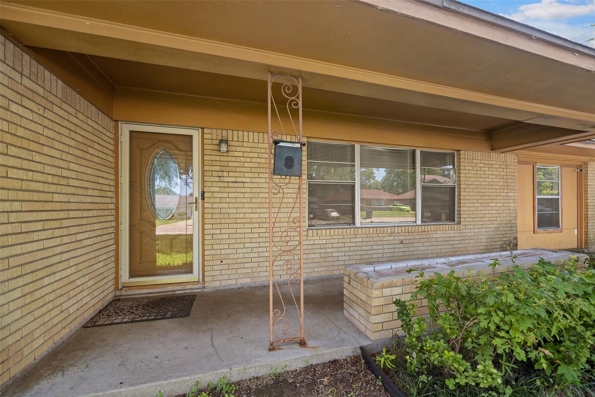 514 East Janisch Road Houston, TX 77022 - Photo 2 of 7