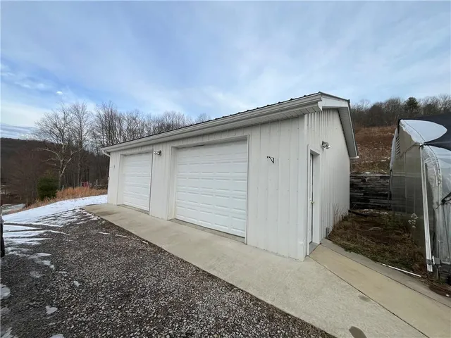 $750,000 | 83 Seger Road, Punxsutawney, PA 15767