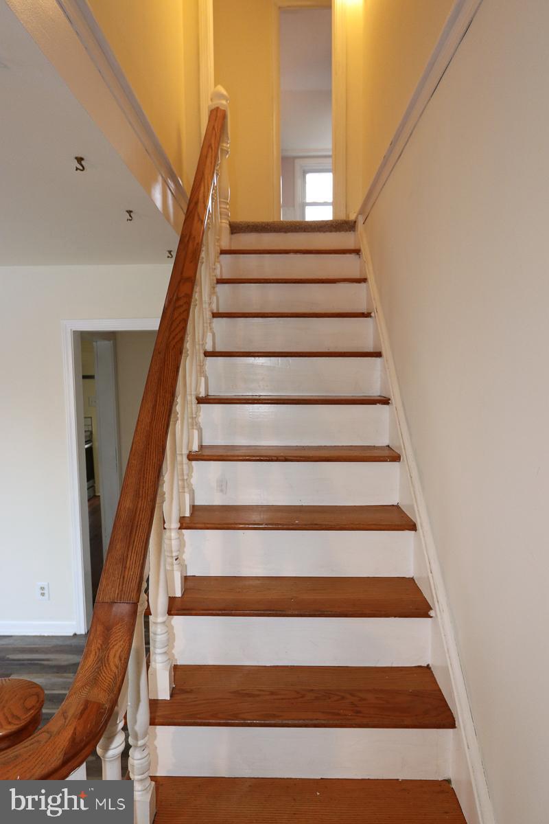 201 Castello Avenue Hatboro, PA 19040 - Photo 31 of 64 a view of entryway