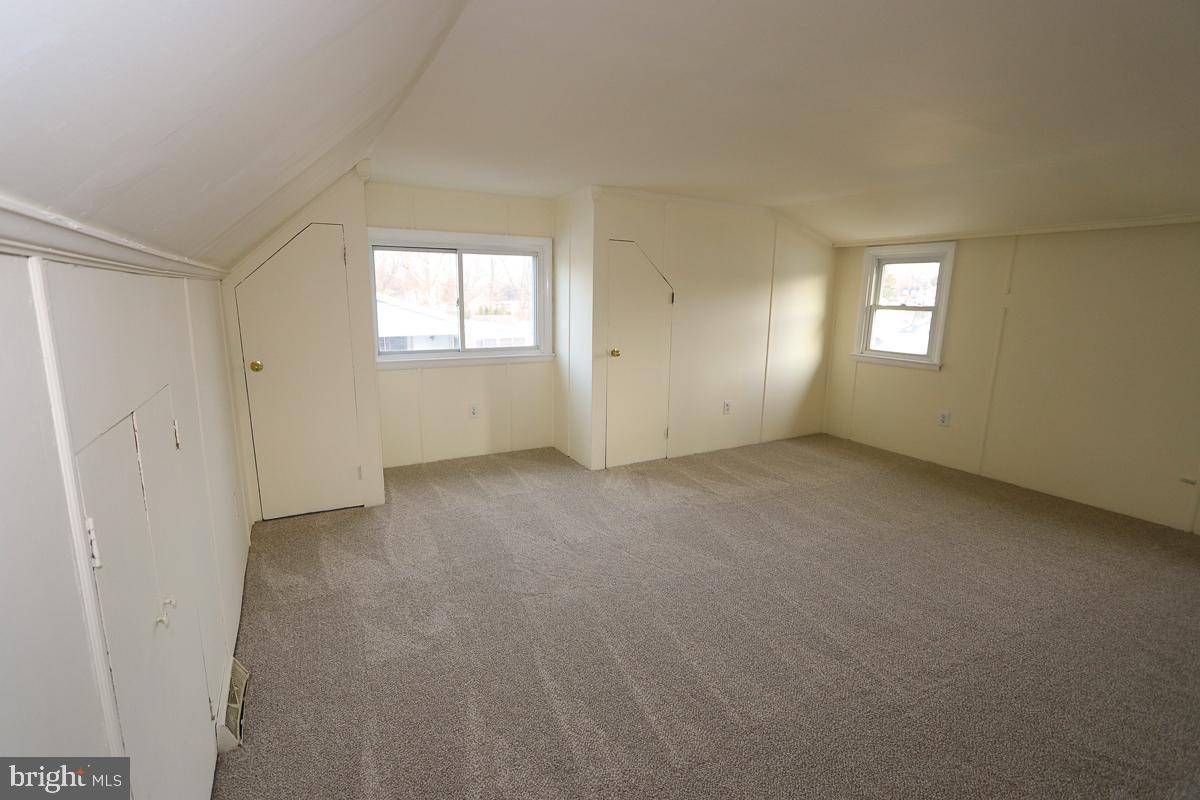 201 Castello Avenue Hatboro, PA 19040 - Photo 32 of 64 an empty room with a window