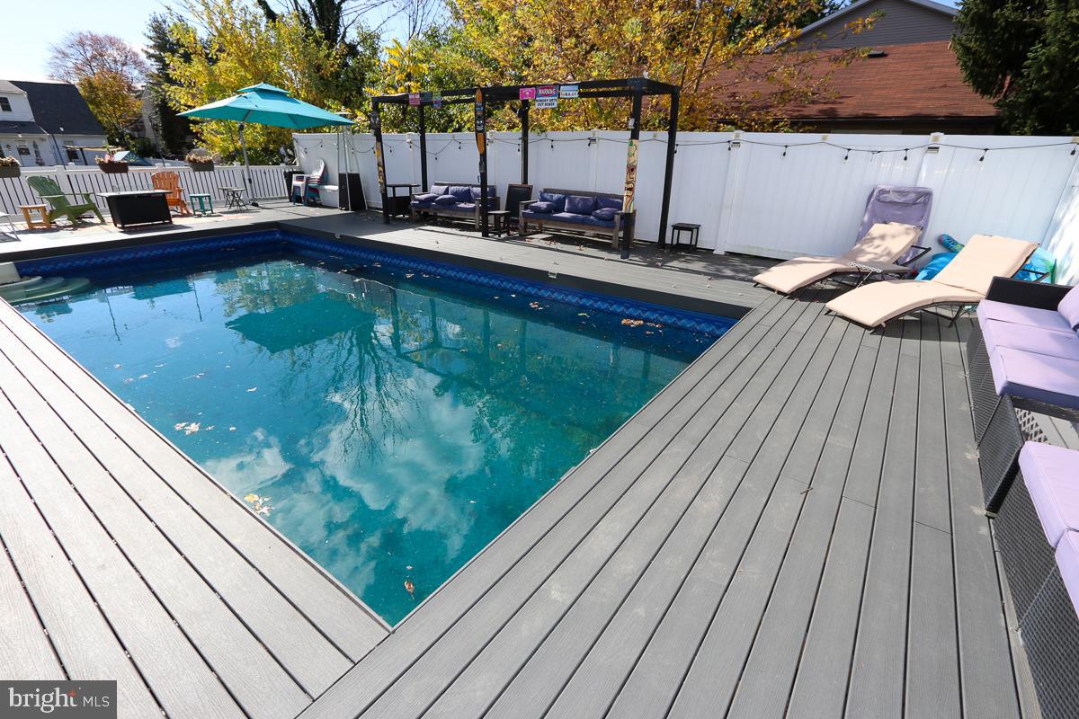 201 Castello Avenue Hatboro, PA 19040 - Photo 41 of 64 pool