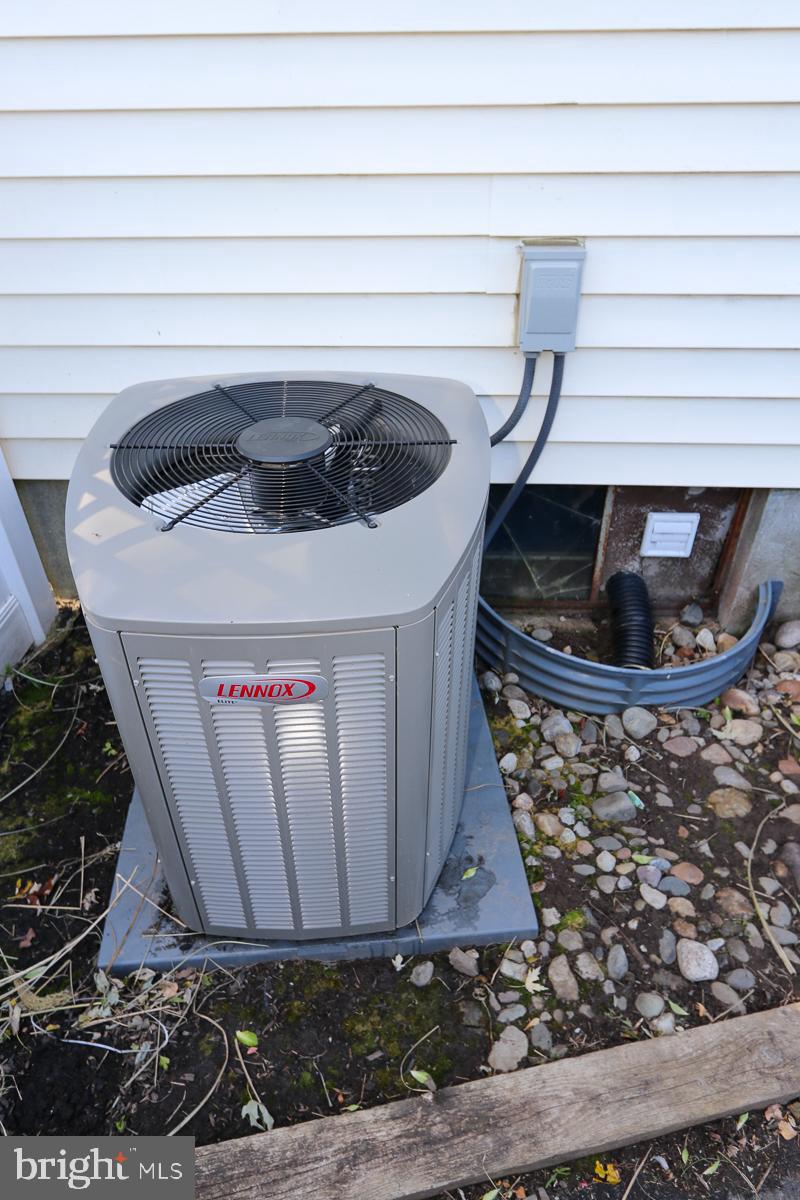 201 Castello Avenue Hatboro, PA 19040 - Photo 53 of 62 side