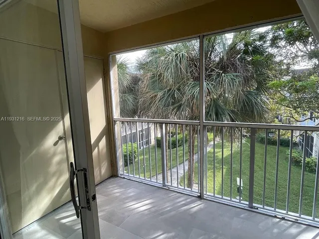 $2,150 | 440 South Park Road, Unit 4303, Hollywood, FL 33021